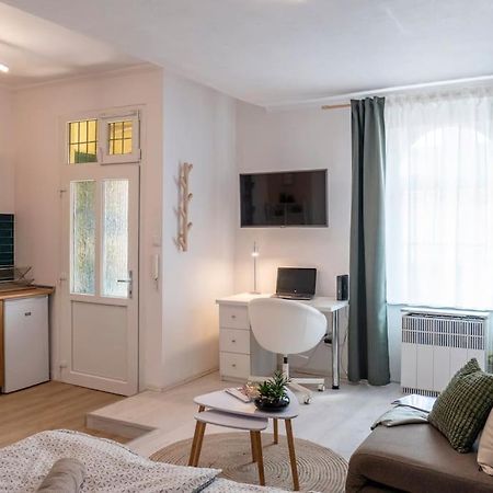 בודפשט Edna Studio With Balcony מראה חיצוני תמונה